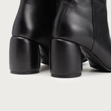 Nuda Black